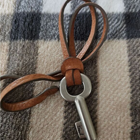 Fossil Tan Leather Necklace with Silver Key Pendant - Picture 3 of 3